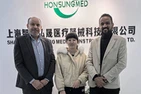 Un client libyen visite Shanghai Honsung Medical : agrafeuse cutanée, seringu...